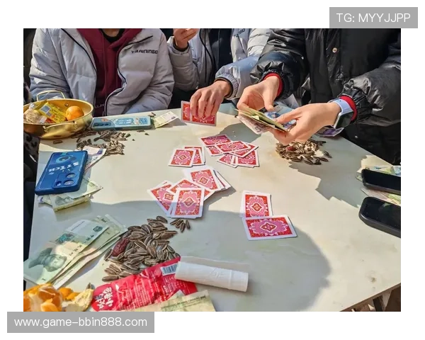 扑克牌牌九玩法详解与技巧提升，轻松掌握赢取胜利的实用攻略